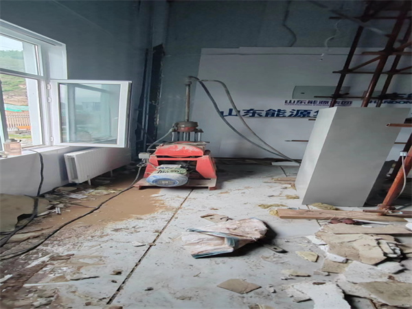 祥云地基基础下沉墙体裂缝加固注浆顶升施工